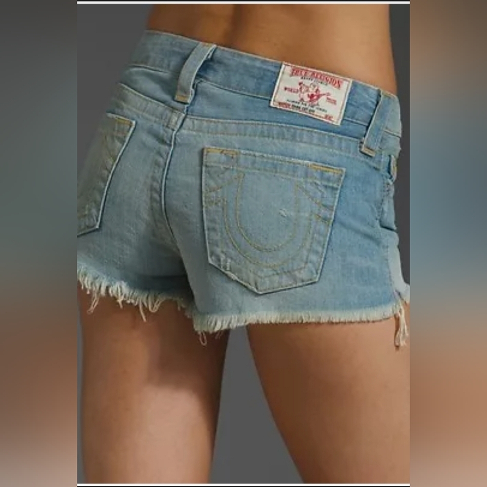 NEW TRUE RELIGION BLUE SHORT SIZE W31  high rise short  nwt - Picture 5 of 12